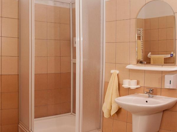 da Massimiliano : photo 5 de la chambre chambre quadruple avec salle de bains