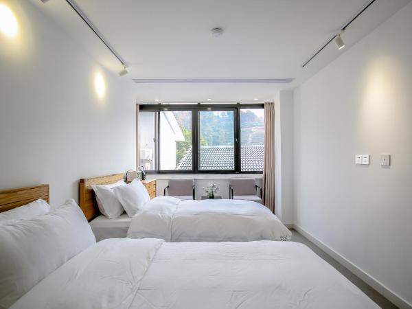 Hangzhou Sansu Hotel : photo 1 de la chambre chambre lits jumeaux - vue sur montagne