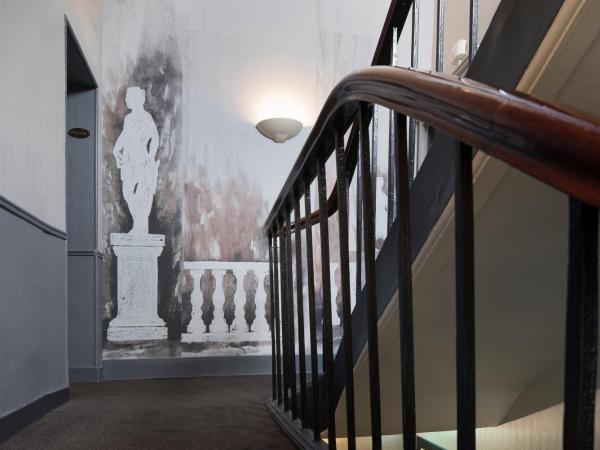 A l'Hôtel Des Roys : photo 8 de la chambre chambre double classique