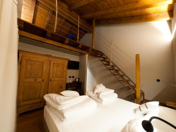 Maison Bionaz Ski & Sport : photo 3 de la chambre junior suite with hot tub and balcony