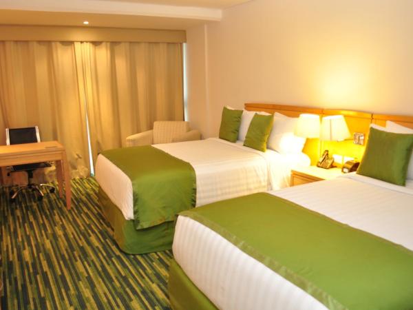 Radisson Paraiso Hotel Mexico City : photo 4 de la chambre chambre exécutive avec 2 lits doubles