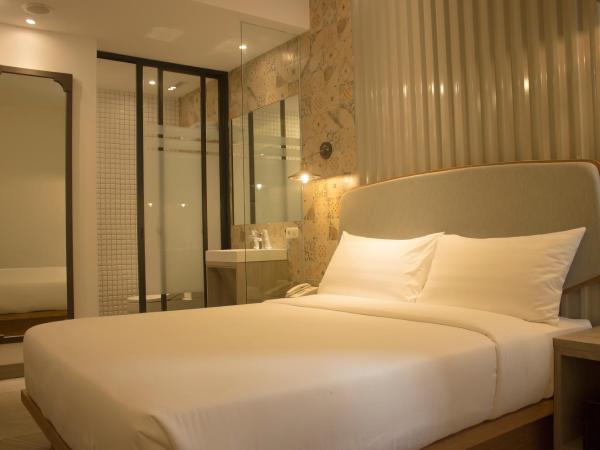 Ana Hotel Jakarta : photo 2 de la chambre chambre lit king-size standard