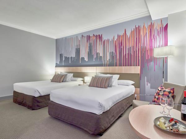 Mercure Perth : photo 3 de la chambre chambre supérieure avec 2 lits doubles