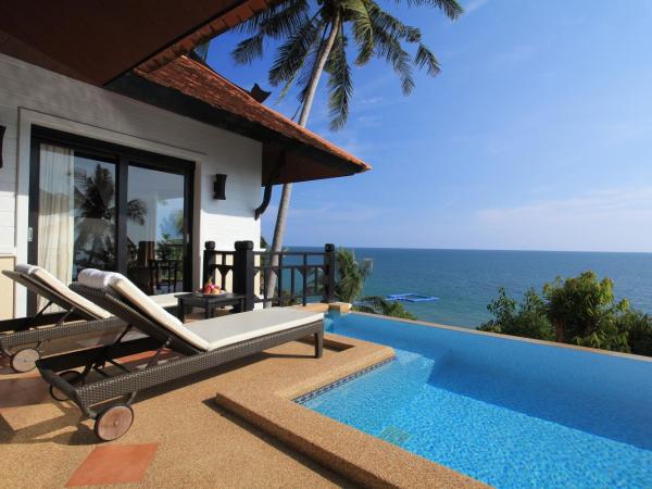 Rawi Warin Resort And Spa - SHA Extra Plus : photo 4 de la chambre villa piscine coucher de soleil