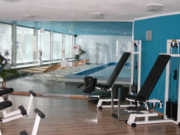 Holiday accommodation - swimming pool available : photo 9 de la chambre appartement supérieur