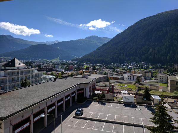 Holiday accommodation - swimming pool available : photo 4 de la chambre appartement supérieur