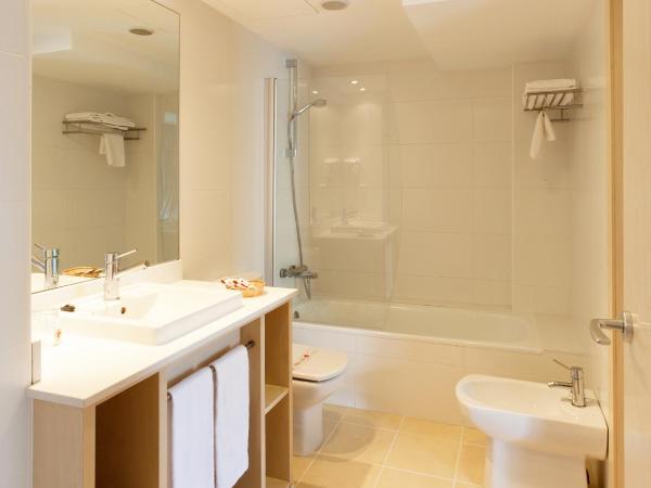 Hotel Guitart Central Park Aqua Resort : photo 2 de la chambre suite