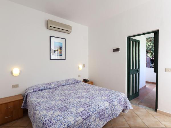 Hotel Villino Gallodoro : photo 1 de la chambre chambre double ou lits jumeaux