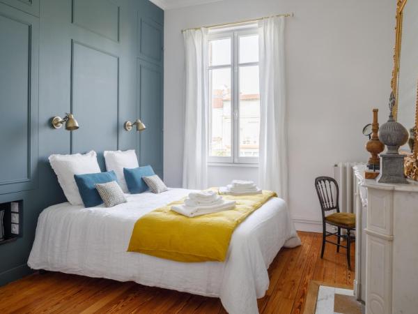 Le Clos Labottière - B&B : photo 4 de la chambre chambre double - vue sur jardin