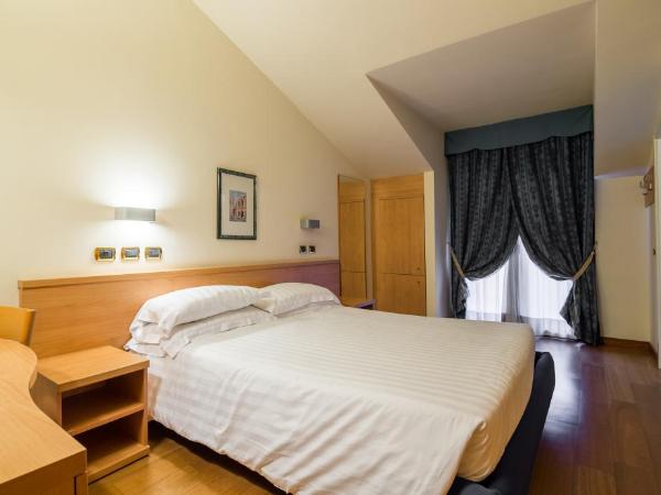 Hotel Brandoli : photo 4 de la chambre chambre double avec balcon