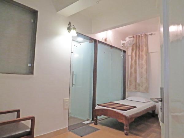 Hotel Rangoli : photo 4 de la chambre chambre simple Économique