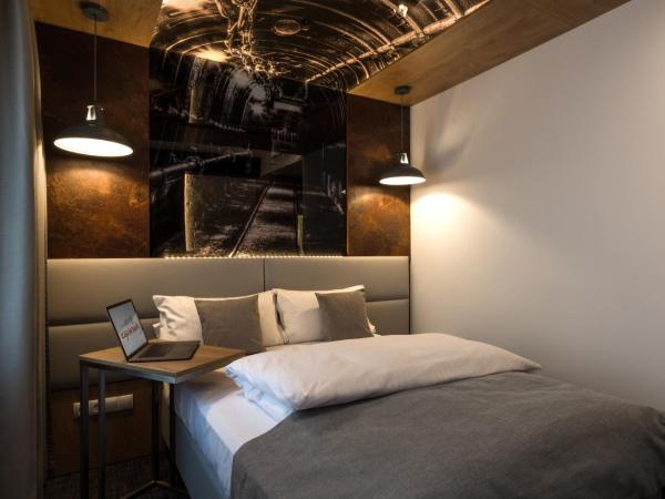 Hotel Esplanade Dortmund : photo 1 de la chambre chambre double cozy