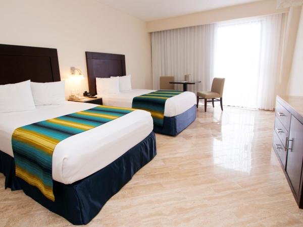 Crown Paradise Club Cancun - All Inclusive : photo 4 de la chambre chambre double ou lit king-size (2 adultes + 3 enfants) - vue sur océan
