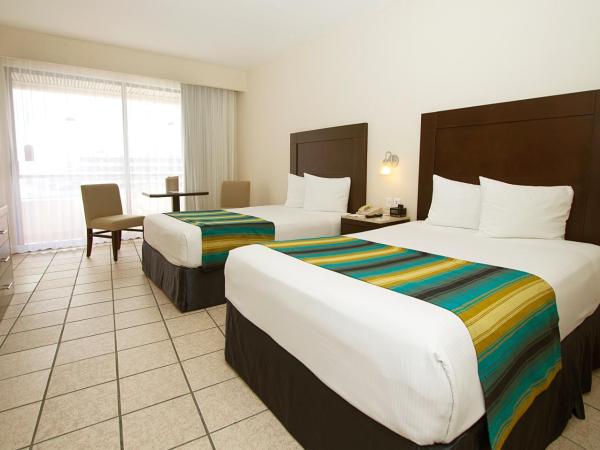 Crown Paradise Club Cancun - All Inclusive : photo 4 de la chambre chambre double ou king avec vue sur l'océan