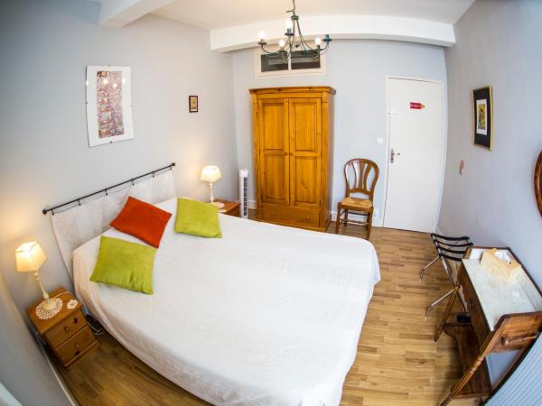 l'Arche des Chapeliers : photo 1 de la chambre suite avec salon