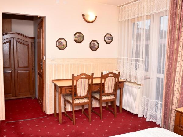 Cichy Kącik w Karpaczu : photo 2 de la chambre chambre double avec balcon