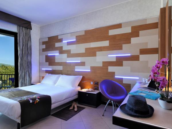Mare Hotel : photo 2 de la chambre chambre double de luxe avec vue sur la colline