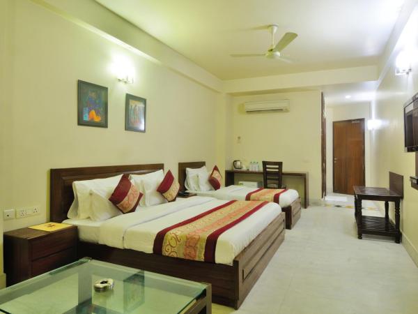 Hotel Shanti Villa : photo 4 de la chambre chambre familiale