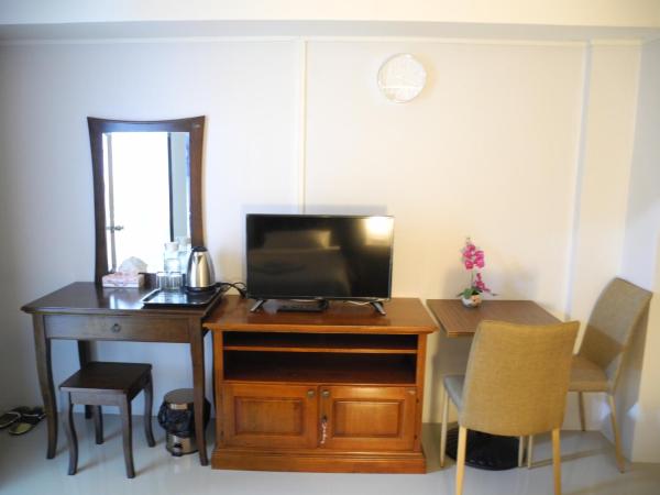 Bann Tawan Hostel Chiang Rai : photo 1 de la chambre chambre lits jumeaux