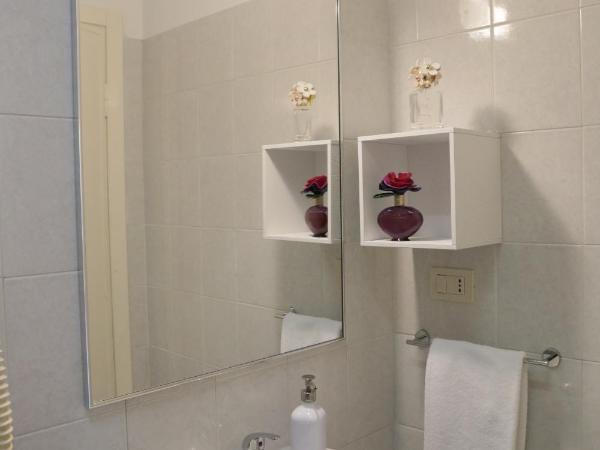 Residence Villa Ofelia : photo 4 de la chambre appartement 1 chambre avec terrasse (5 adultes)