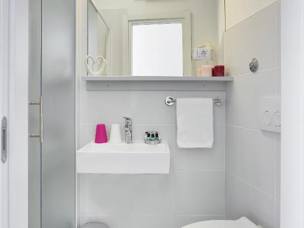 Boutique Suites Joyce : photo 9 de la chambre chambre double ou lits jumeaux mansardée