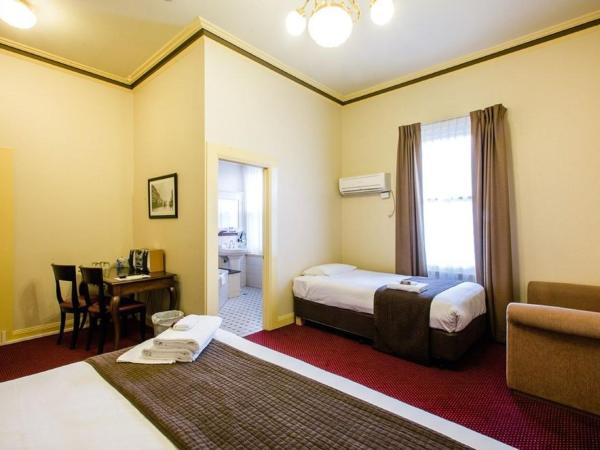 The Glenferrie Hotel Hawthorn : photo 2 de la chambre chambre lits jumeaux
