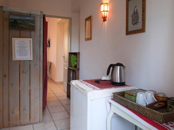 Ecuries Sainte Croix : photo 4 de la chambre chambre double céladon