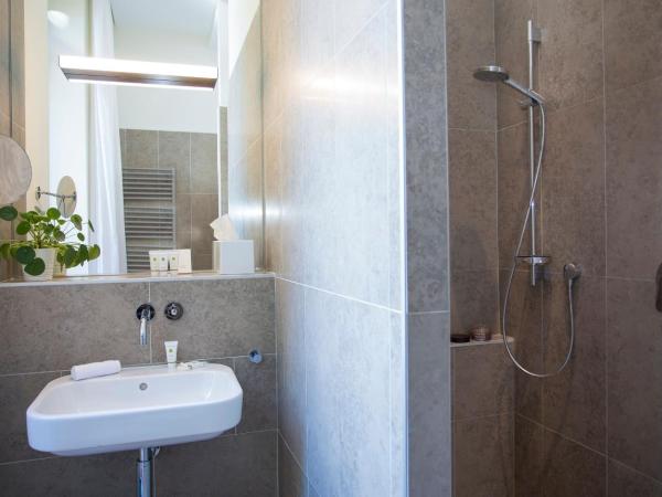 Fourvière Hôtel : photo 5 de la chambre chambre double ou lits jumeaux classique - accès spa inclus