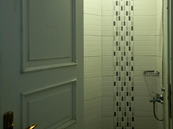 Chambers of the Boheme : photo 4 de la chambre lit dans dortoir pour femmes de 4 lits