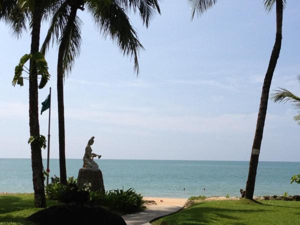 Khaolak Palm Beach Resort : photo 2 de la chambre villa de luxe avec bain à remous