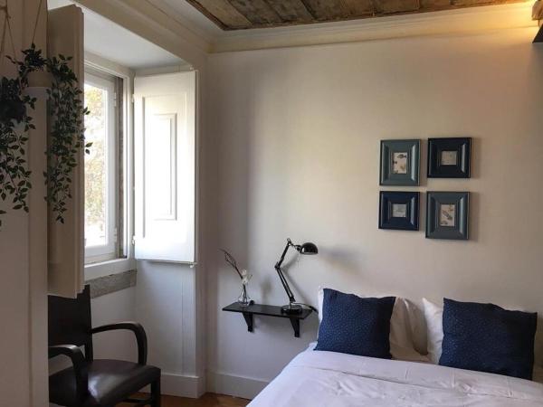 De Pedra e Sal Hostel & Suites : photo 4 de la chambre chambre familiale avec salle de bains privative séparée