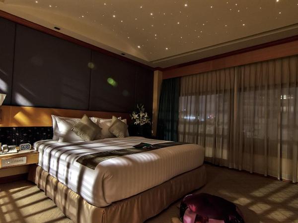 Bossotel Bangkok : photo 1 de la chambre suite