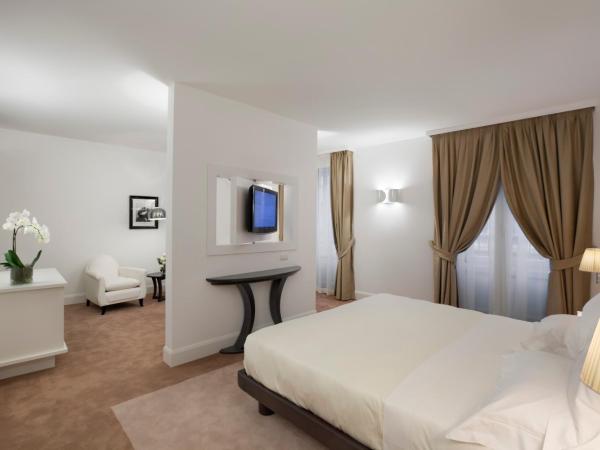 Maison Milano | UNA Esperienze : photo 2 de la chambre suite junior double avec lit d'appoint