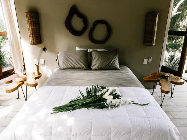 Mamasan Treehouses & Cabins : photo 1 de la chambre bungalow