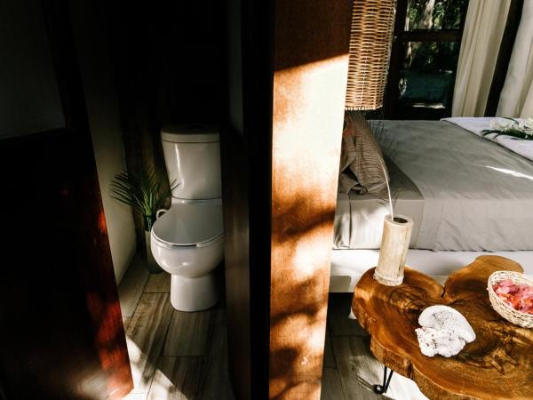 Mamasan Treehouses & Cabins : photo 6 de la chambre bungalow