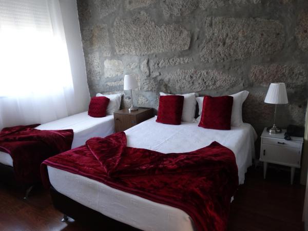 Hotel Porto Rico : photo 2 de la chambre chambre triple