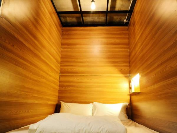 Chinatown Hostel by Mingle : photo 3 de la chambre chambre double avec salle de bains privative