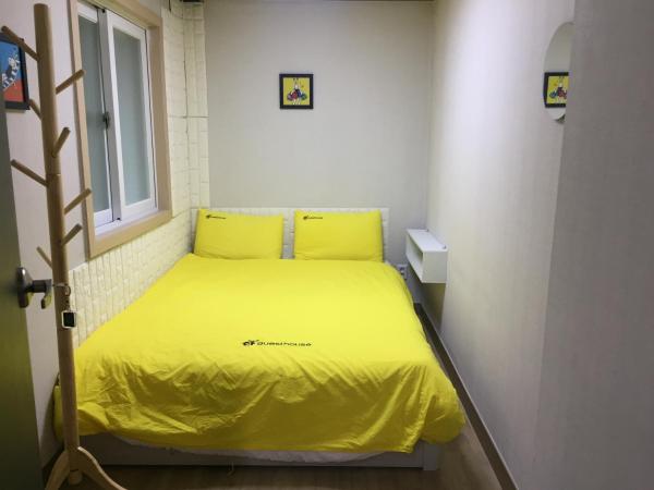 24 Guesthouse KyungHee University : photo 1 de la chambre chambre double