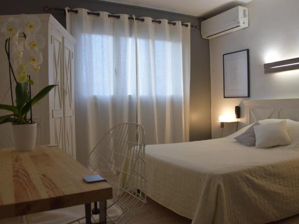 Hôtel le Grillon : photo 3 de la chambre chambre double ou lits jumeaux standard