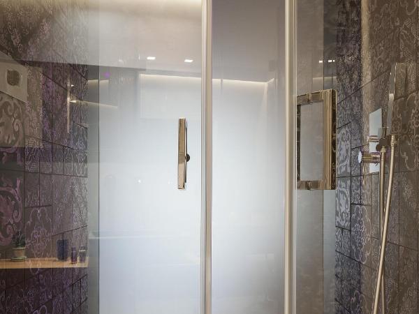 Quattro Canti Suites : photo 3 de la chambre suite avec balcon