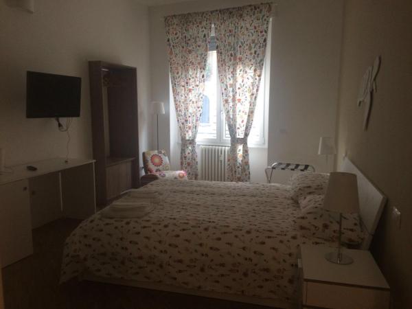 B&B Via Fontana Milano : photo 3 de la chambre chambre lit king-size deluxe