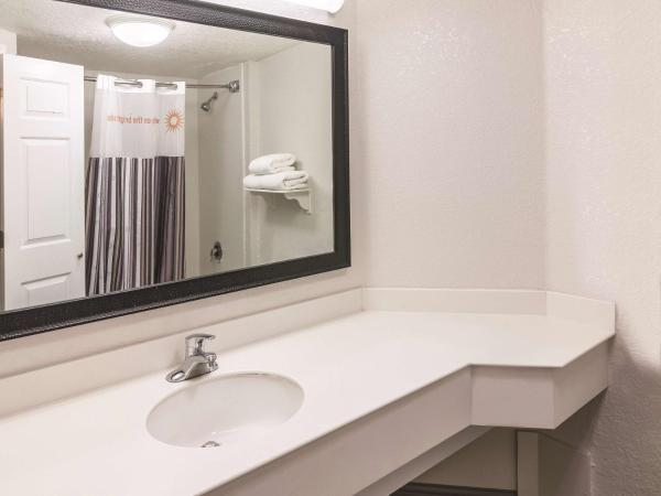 La Quinta by Wyndham Orlando Airport North : photo 7 de la chambre chambre attribuée à l'arrivée