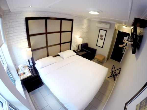 M Montreal Hostel : photo 2 de la chambre petite chambre double