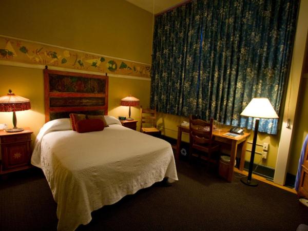 McMenamins Kennedy School : photo 8 de la chambre chambre lit queen-size