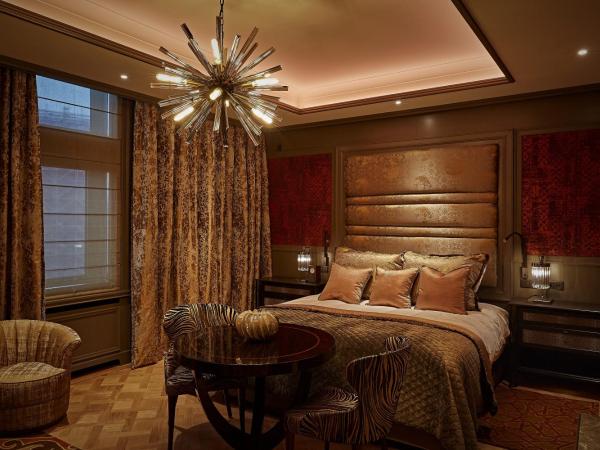 Hotel TwentySeven - Small Luxury Hotels of the World : photo 2 de la chambre suite impériale terrasse