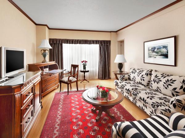 Hongqiao Jin Jiang Hotel (Formerly Sheraton Shanghai Hongqiao Hotel) : photo 1 de la chambre suite deluxe (accès au salon exécutif inclus)