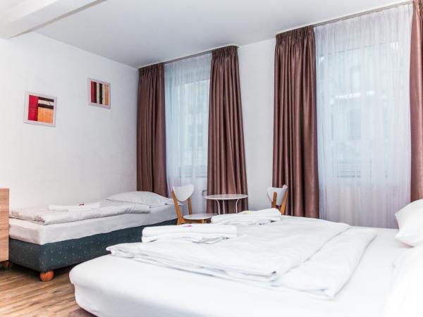 Cityhotel Storch : photo 8 de la chambre chambre triple