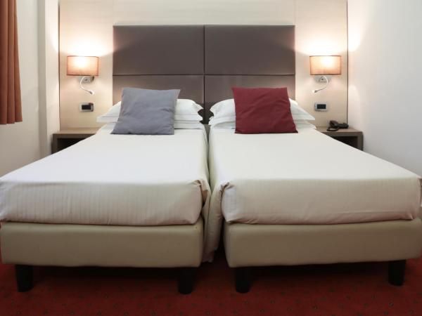 Hotel Campion : photo 3 de la chambre chambre double ou lits jumeaux