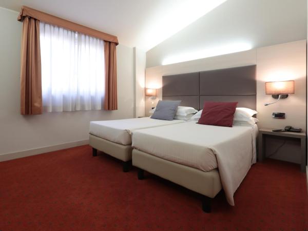 Hotel Campion : photo 10 de la chambre chambre double ou lits jumeaux
