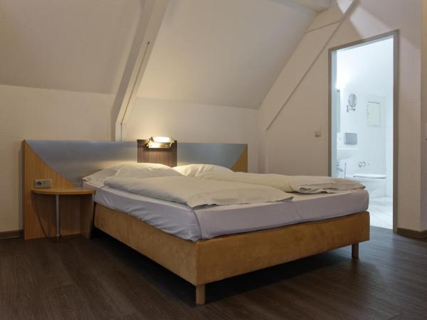 Opera Hotel Köln : photo 6 de la chambre chambre double ou lits jumeaux